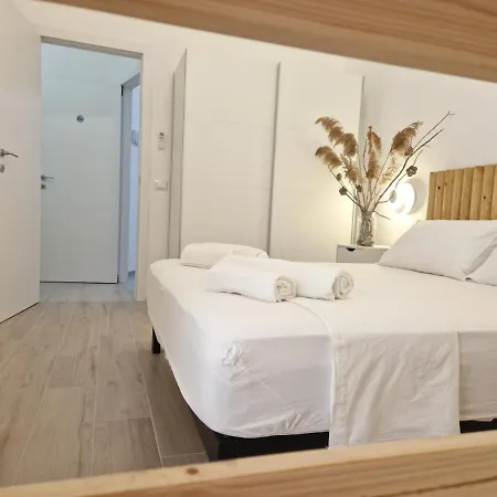 Lt Vista Mare -baia Verde- Apartamento
